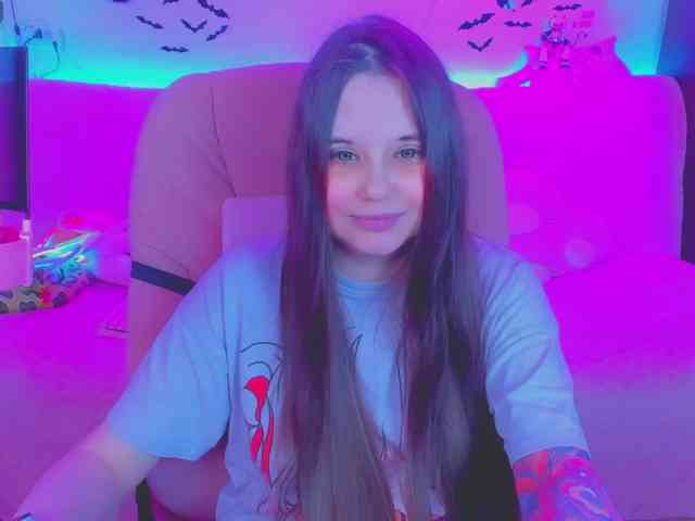 LoliSuccub webcam