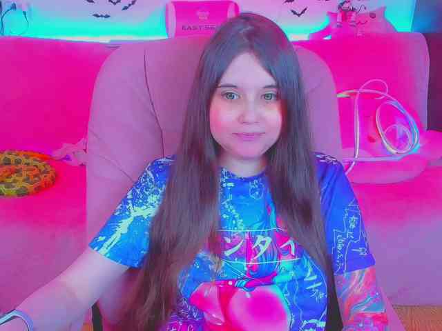LoliSuccub webcam