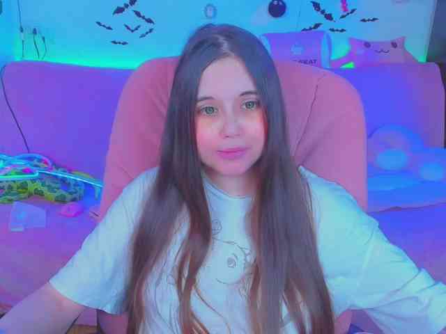LoliSuccub webcam