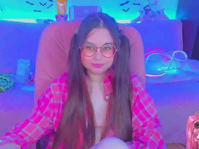 LoliSuccub webcam