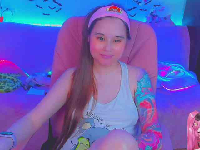 LoliSuccub webcam