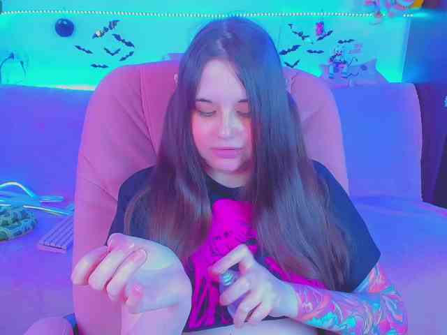 LittleKitsune Live Webcam on BongaCams