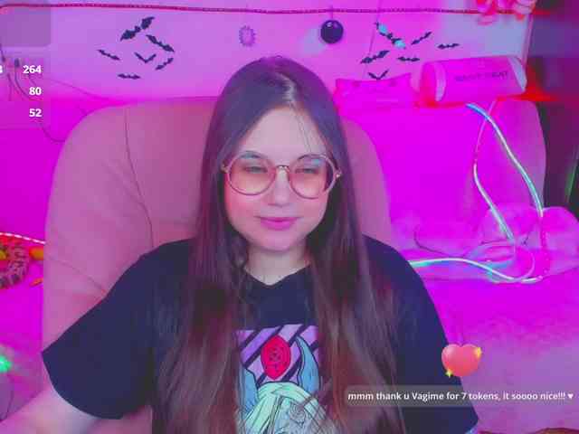 LoliSuccub webcam