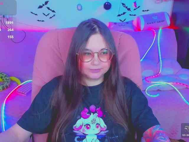 LoliSuccub webcam