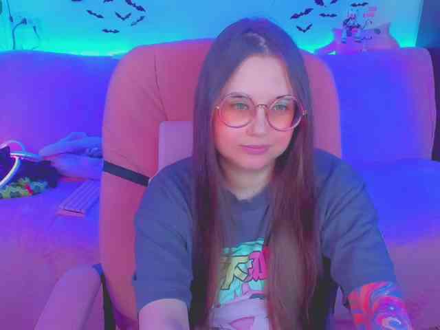 LoliSuccub webcam