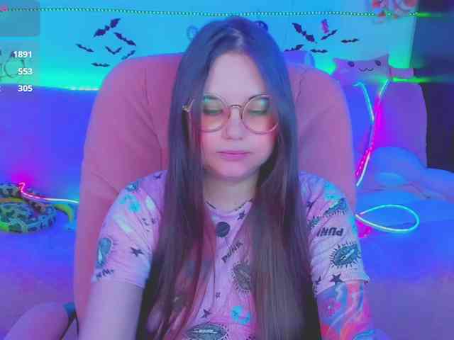 LoliSuccub webcam