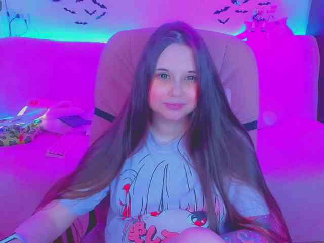 LoliSuccub webcam