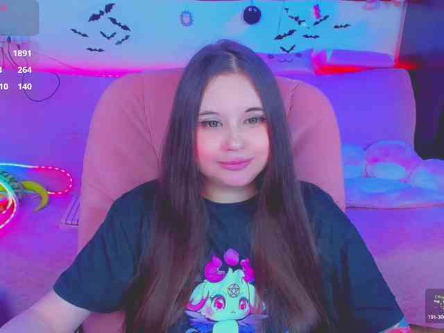 LoliSuccub webcam