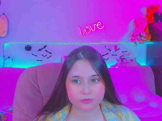 LoliSuccub webcam