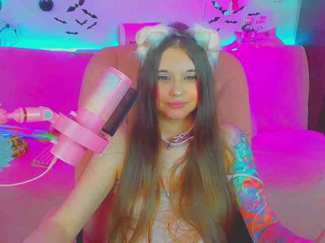 LoliSuccub webcam