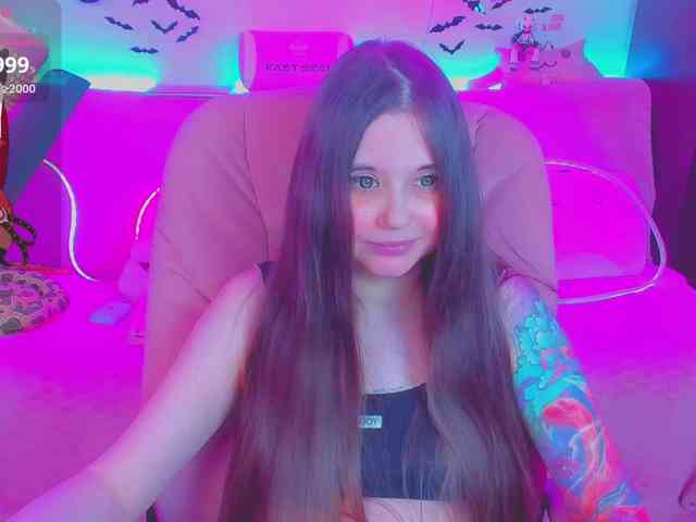 LoliSuccub webcam