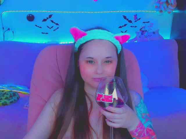 LoliSuccub webcam