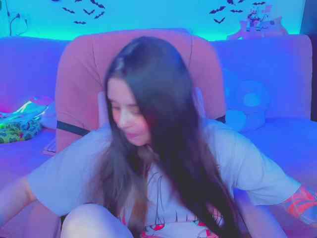 LoliSuccub webcam