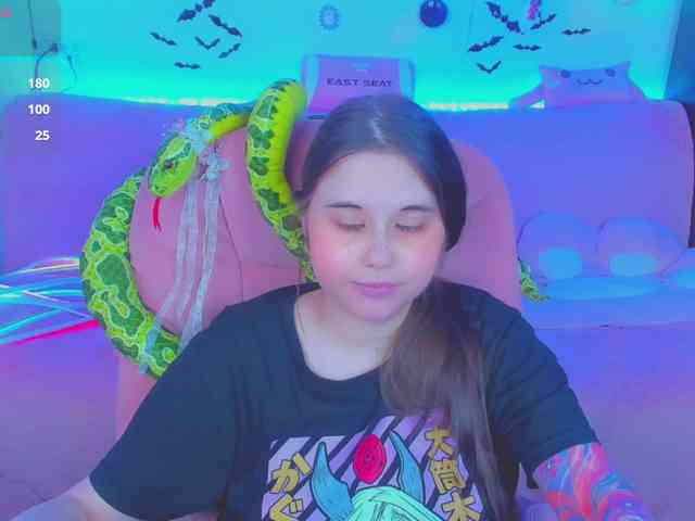 LoliSuccub webcam