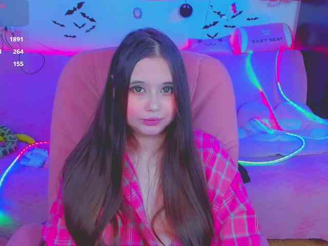 LoliSuccub webcam