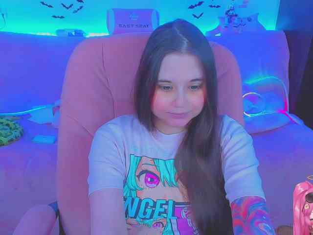 LoliSuccub webcam