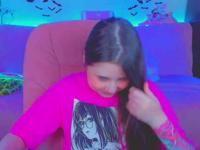 LoliSuccub webcam