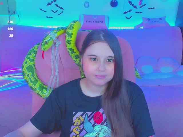LoliSuccub webcam