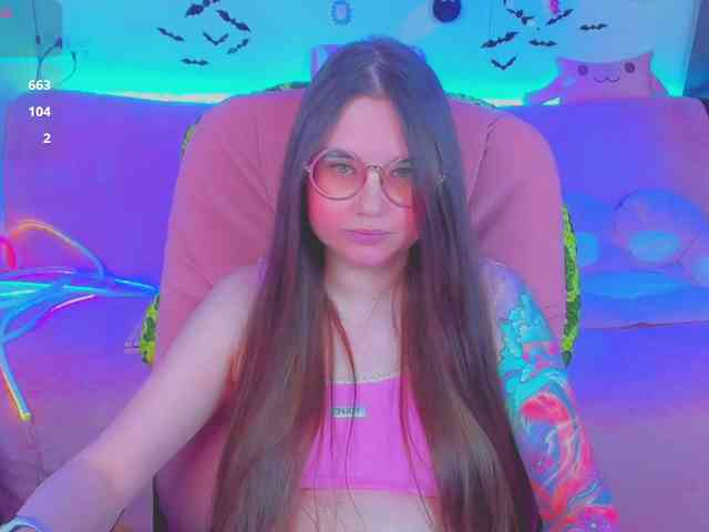 LoliSuccub webcam