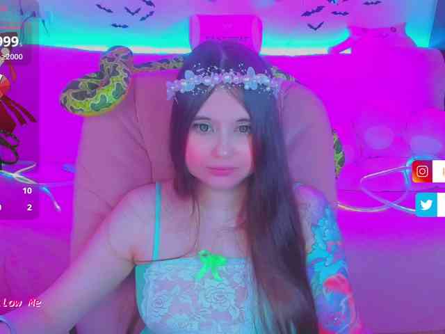 LoliSuccub webcam