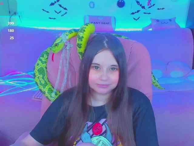 LoliSuccub webcam