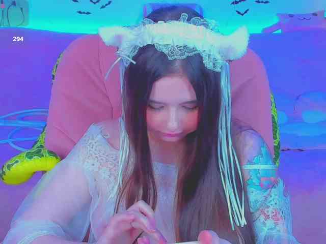 LoliSuccub webcam