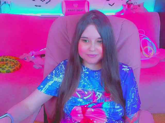 LoliSuccub webcam