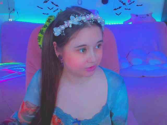 LoliSuccub webcam