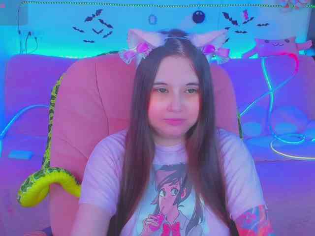 LoliSuccub webcam