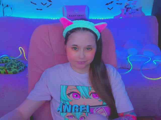 LoliSuccub webcam