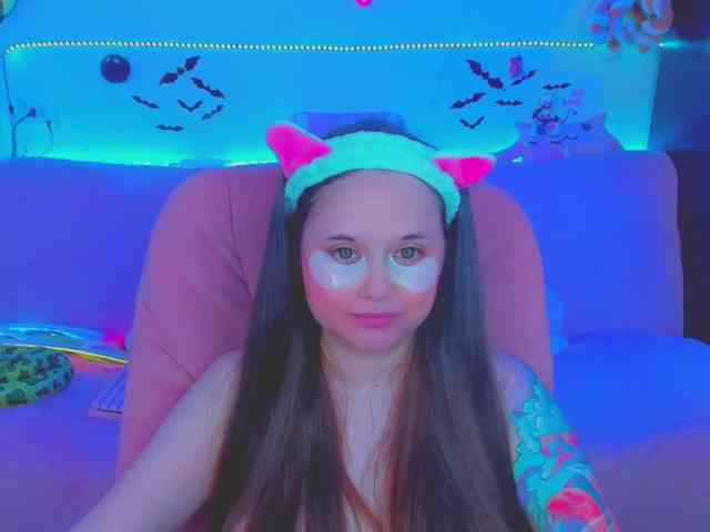 LoliSuccub webcam