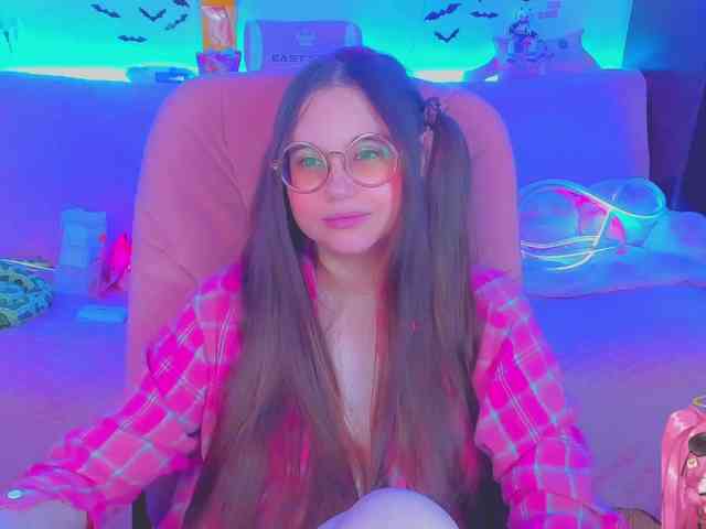 LoliSuccub webcam