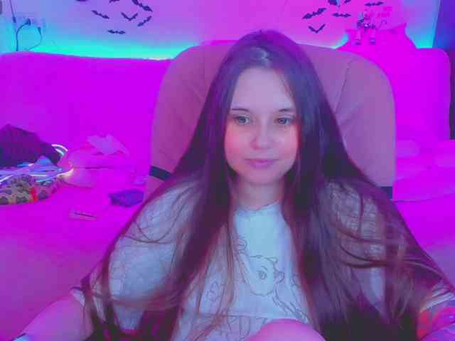 LoliSuccub webcam