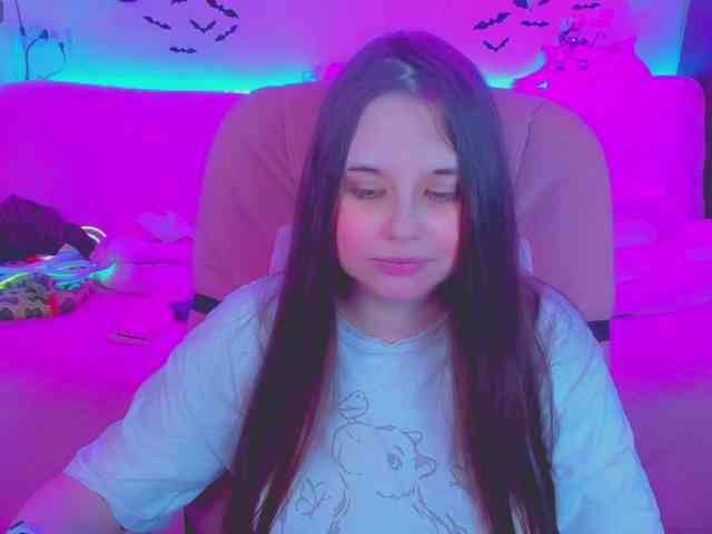 LoliSuccub webcam