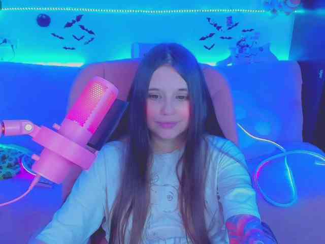 LoliSuccub webcam