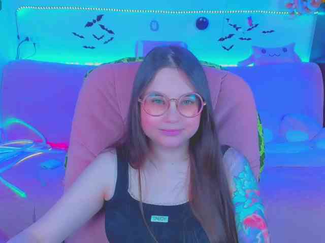 LoliSuccub webcam