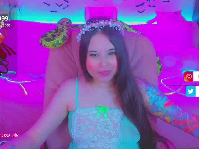 LoliSuccub webcam