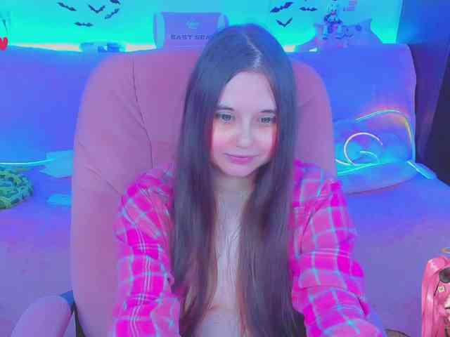 LoliSuccub webcam