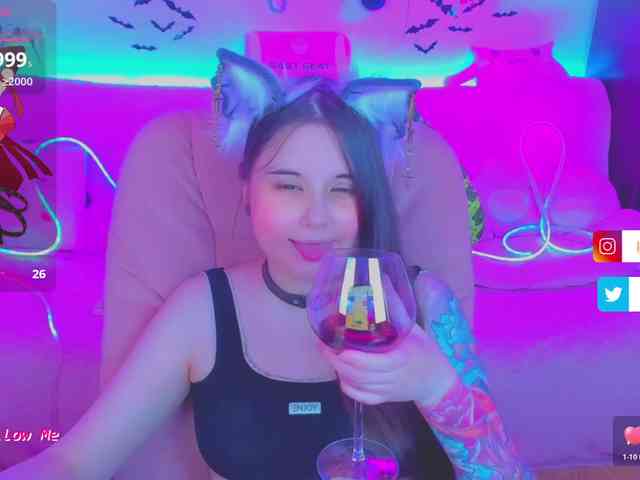 LoliSuccub webcam