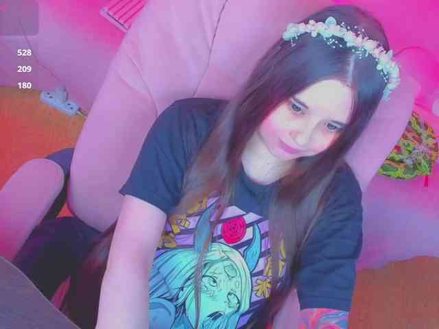 LoliSuccub webcam