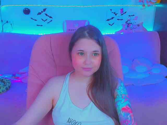 LoliSuccub webcam