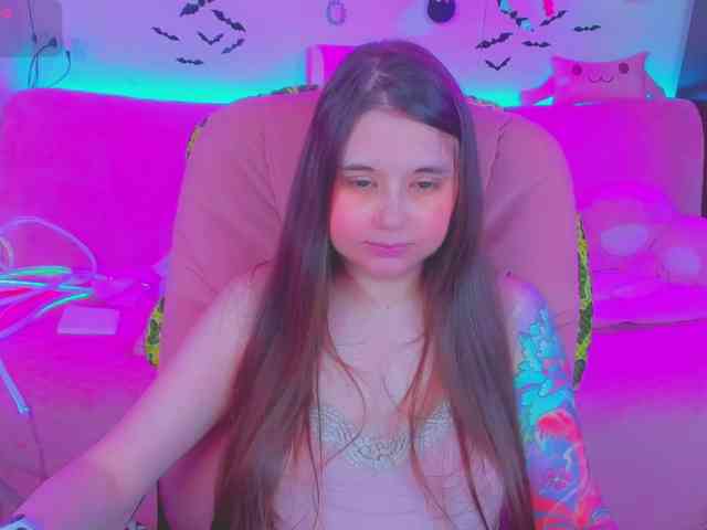 LoliSuccub webcam