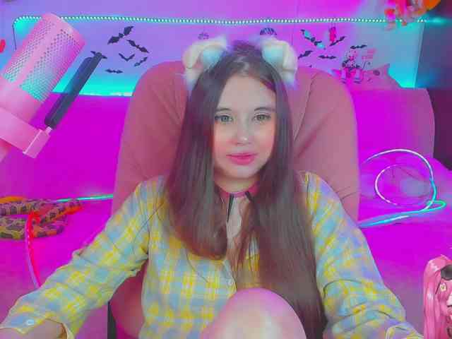 LoliSuccub webcam