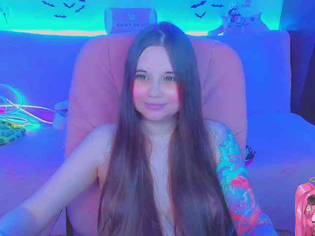 LoliSuccub webcam