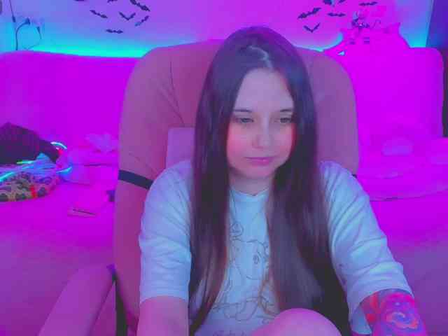 LoliSuccub webcam