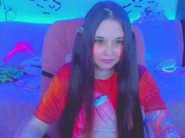 LoliSuccub webcam