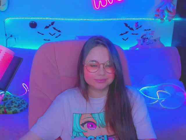 LoliSuccub webcam