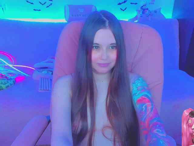 LoliSuccub webcam