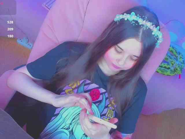 LoliSuccub webcam