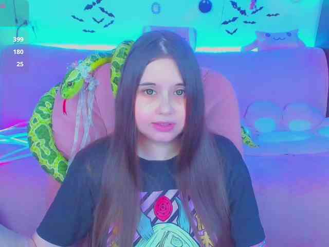 LoliSuccub webcam